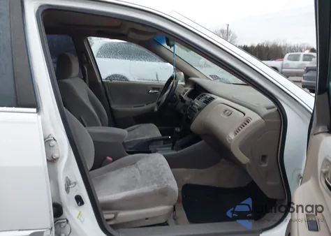 2001 Honda Accord 2.3 Ex from USA, damaged, VIN 1HGCG66851A130345